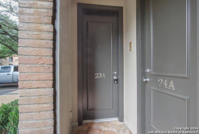 7707 Broadway Property Photo 4