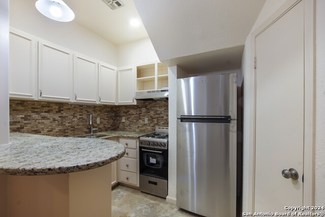 7707 Broadway Property Photo 8
