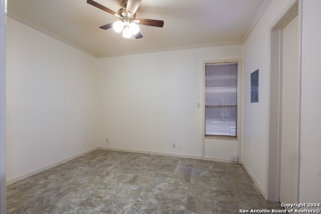 7707 Broadway Property Photo 11