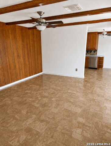 907 Redway Ln Property Photo 8