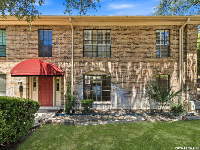 7926 Broadway Property Photo 3