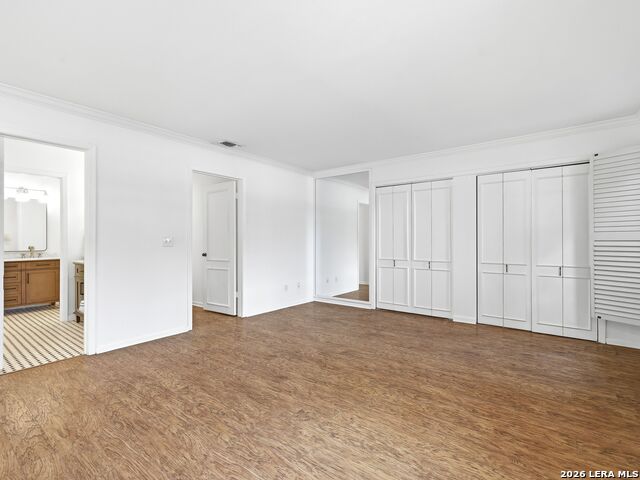 7926 Broadway Property Photo 24