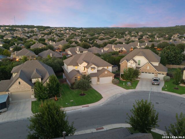 27106 Falls Cv Property Photo 5