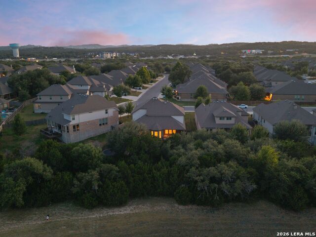 27106 Falls Cv Property Photo 9