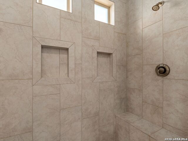 27106 Falls Cv Property Photo 45