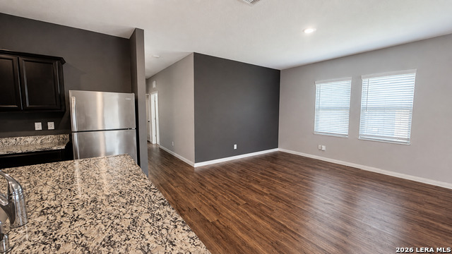 8607 Rock Mdw Property Photo 6