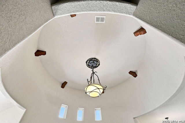 27606 Bogen Rd Property Photo 5