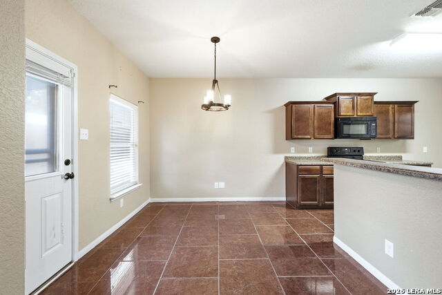 3915 Southern Sky Property Photo 8