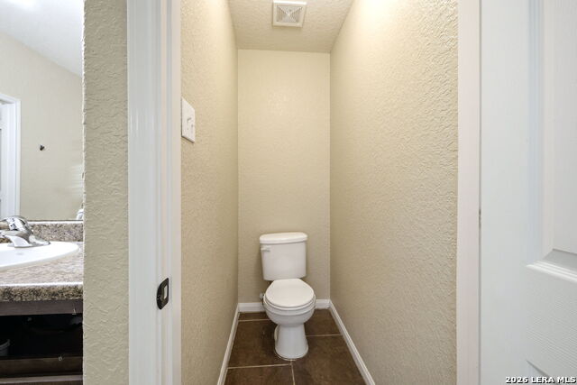 3915 Southern Sky Property Photo 19