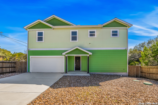 1385 Riviera Dr Property Photo 6