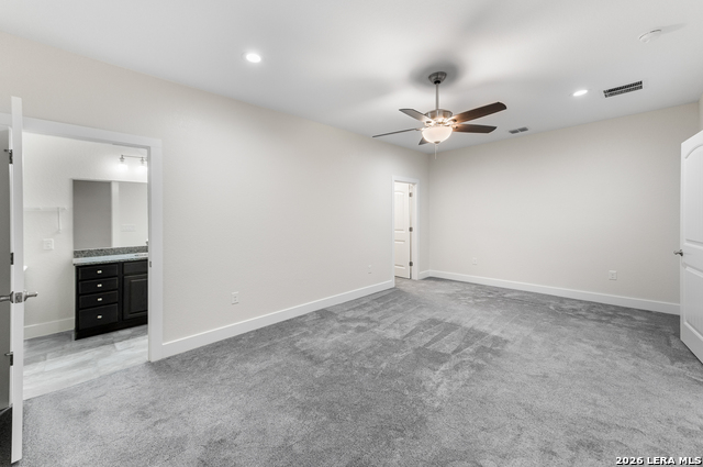 1385 Riviera Dr Property Photo 11