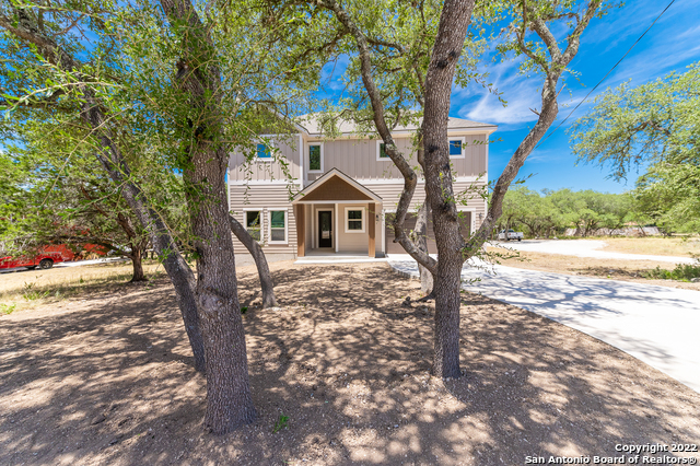 677 Circleview Dr Property Photo 1