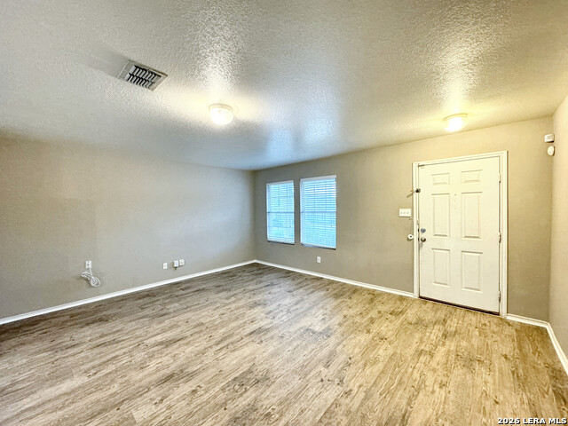 9926 Amber Ledge Property Photo 4