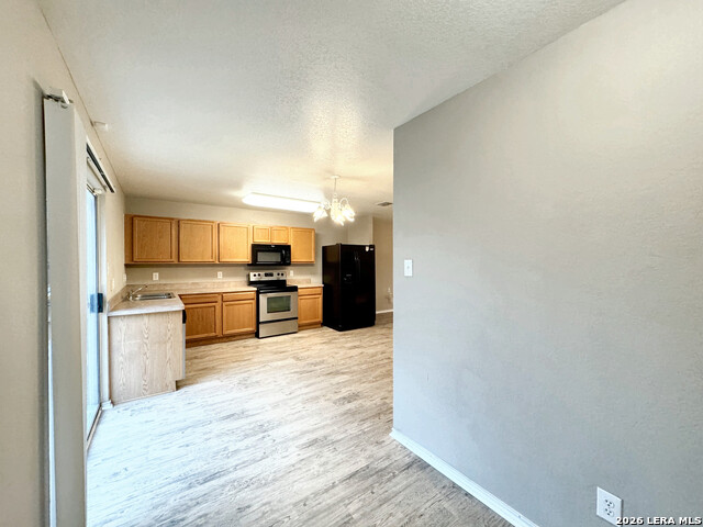 9926 Amber Ledge Property Photo 6