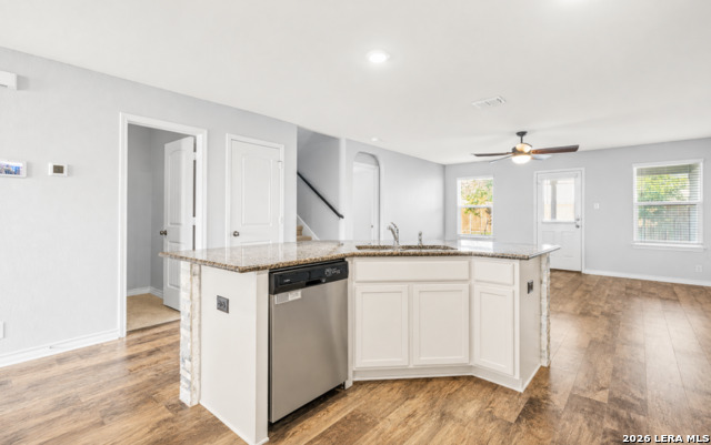 1618 Mossy Jasper Property Photo 10