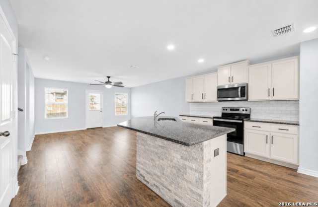 1618 Mossy Jasper Property Photo 11