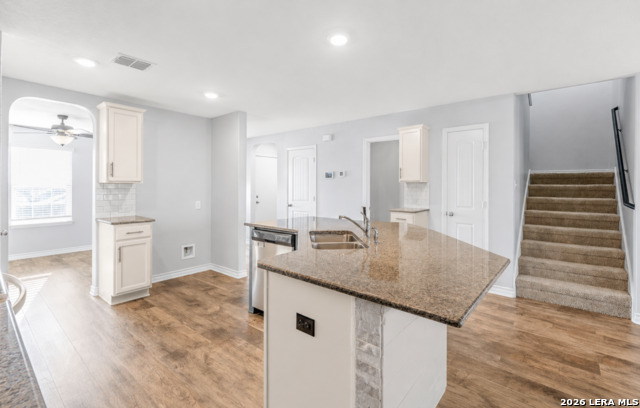 1618 Mossy Jasper Property Photo 12