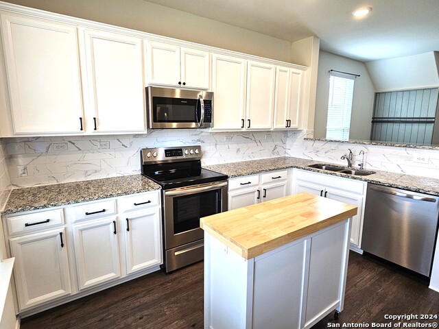 3162 Wild Iris Property Photo 3