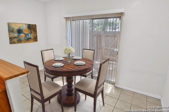 12210 Apricot Dr Property Photo 5