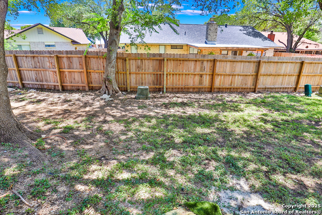 12210 Apricot Dr Property Photo 16
