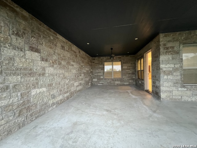 4811 Viewcrest Rd. Property Photo 32