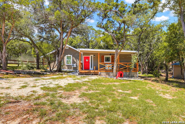 568 28th St W Property Photo 1