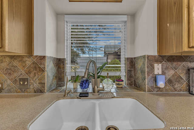 602 Mesa Rdg Property Photo 9