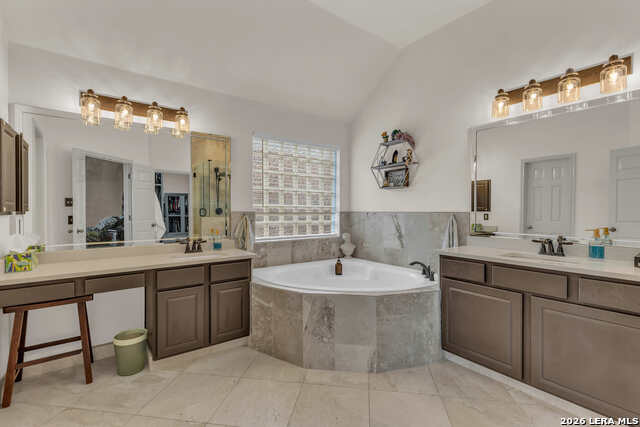 602 Mesa Rdg Property Photo 22
