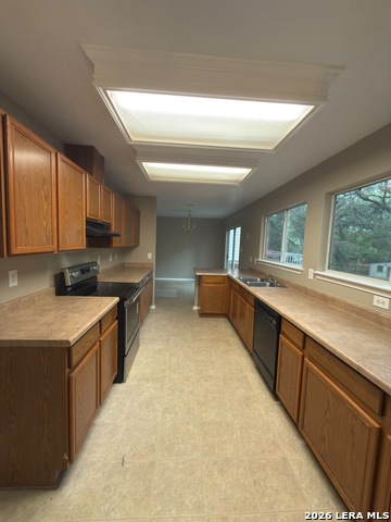 17238 Irongate Rail Property Photo 9