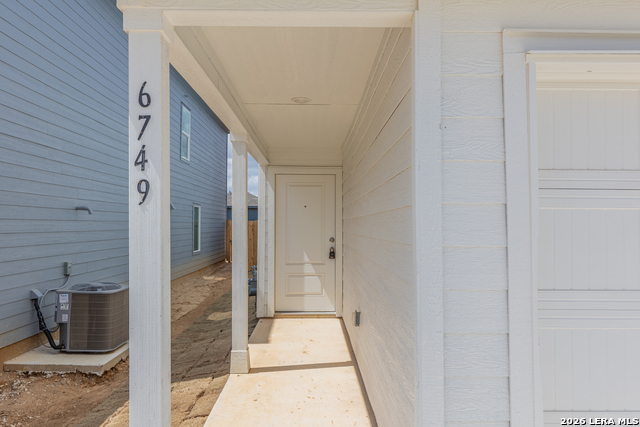 6749 Marble Rdg Property Photo 3