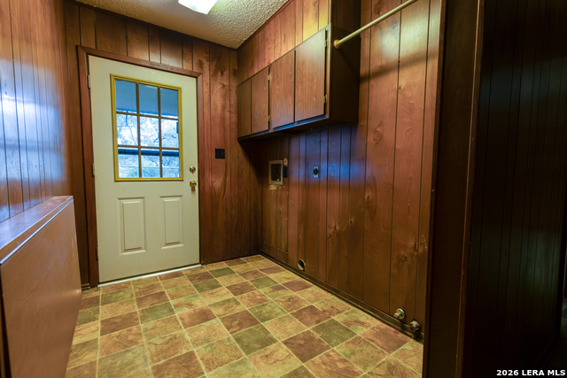 4118 Coughran Rd Property Photo 11