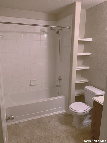 10002 Sun Ml Property Photo 4