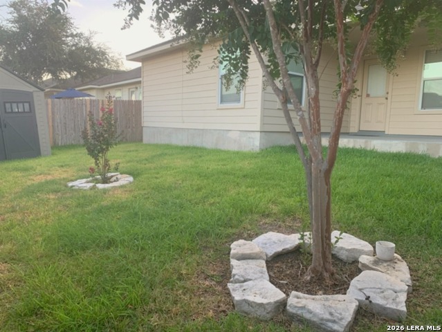 10002 Sun Ml Property Photo 8