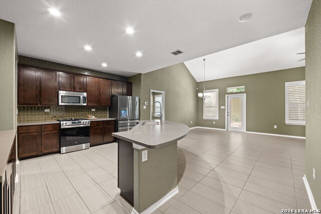 1413 Tanager Ct Property Photo 4