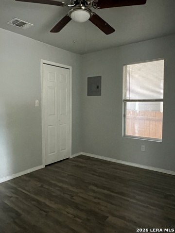 435 N San Horacio Ave Property Photo 5