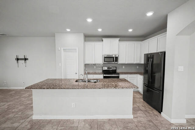 6810 Comanche Band Property Photo 12