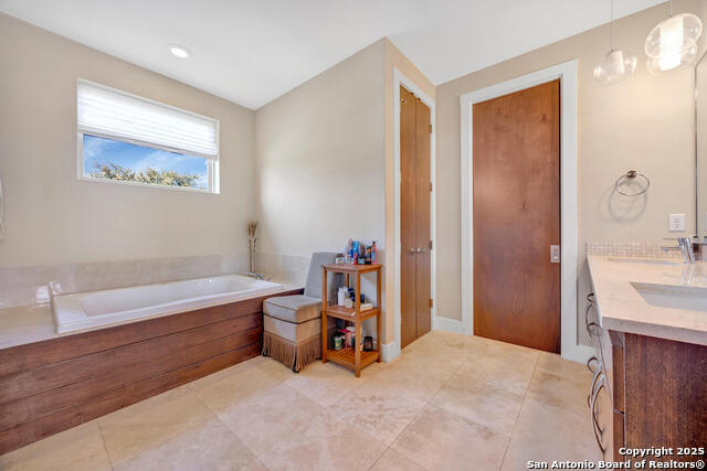 1758 Lincoln Smith Rd Property Photo 25