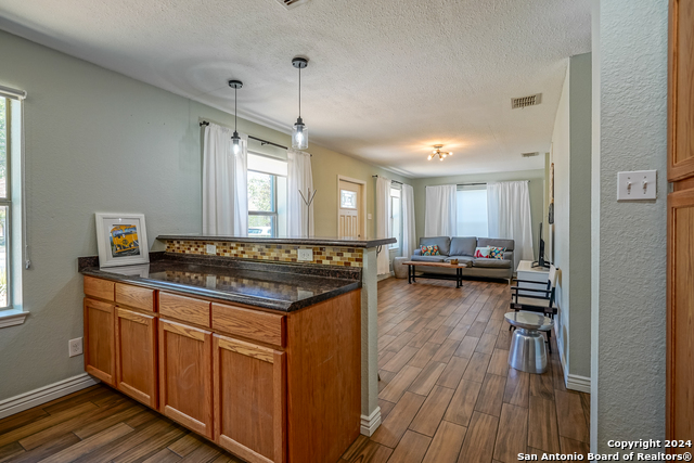530 E Myrtle St Property Photo 11