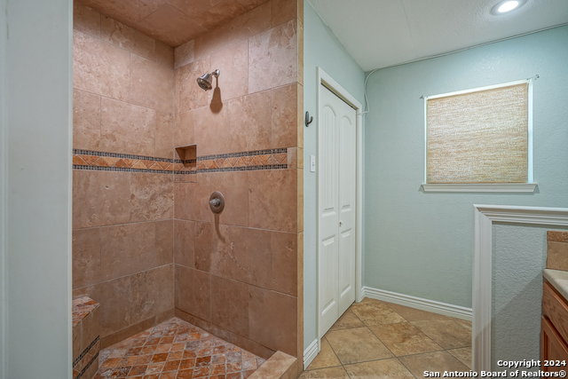 530 E Myrtle St Property Photo 13