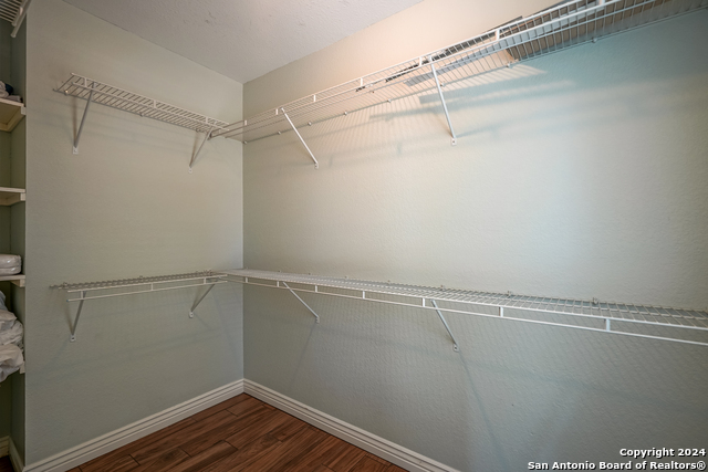 530 E Myrtle St Property Photo 17