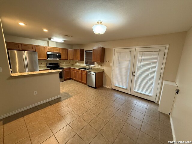 2075 La Jolla St Property Photo 3