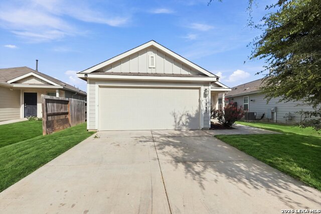 13227 Ashworth Blvd Property Photo 3