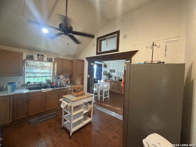 2366 Royal Oaks Property Photo 10