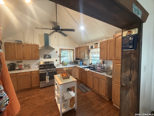 2366 Royal Oaks Property Photo 11