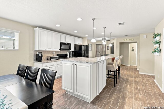 3302 Red Falls Property Photo 9