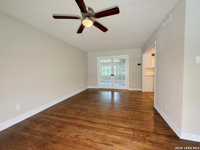 539 Oakleaf Dr Property Photo 5