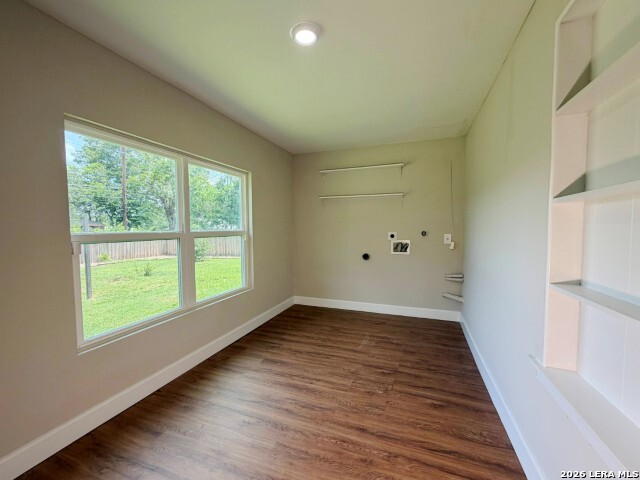 539 Oakleaf Dr Property Photo 12