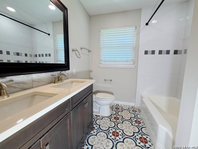 539 Oakleaf Dr Property Photo 14