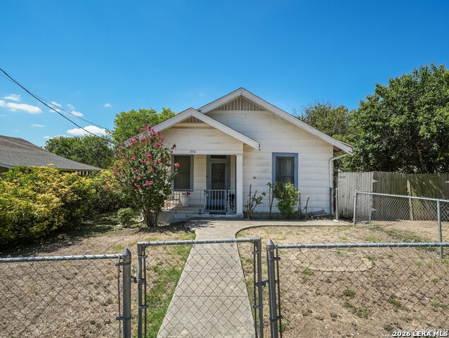 1338 Paso Hondo Property Photo 1