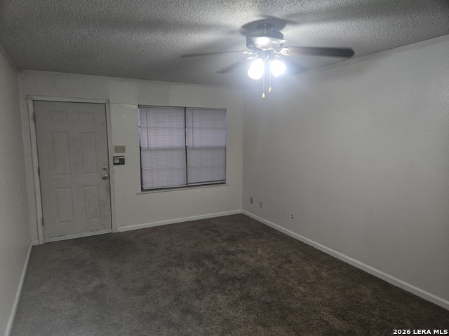 320 Station St Property Photo 2